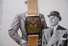 Load image into Gallery viewer, Bulova Art Deco Wristwatch 1929