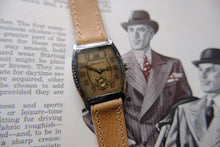 Load image into Gallery viewer, Bulova Art Deco Wristwatch 1929