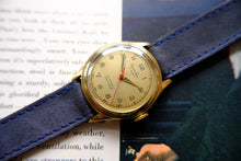 Load image into Gallery viewer, Hercules Vintage Wristwatch