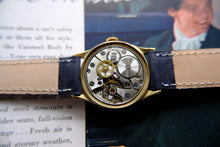 Load image into Gallery viewer, Hercules Vintage Wristwatch