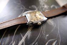 Load image into Gallery viewer, Vintage Bulova Art Deco Mechanical Watch – Engraved Case