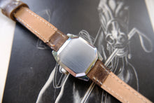 Load image into Gallery viewer, Vintage Bulova Art Deco Mechanical Watch – Engraved Case