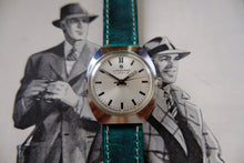 Load image into Gallery viewer, Vintage Junghans 17 Jewels Cal. 620 Mechanical Watch