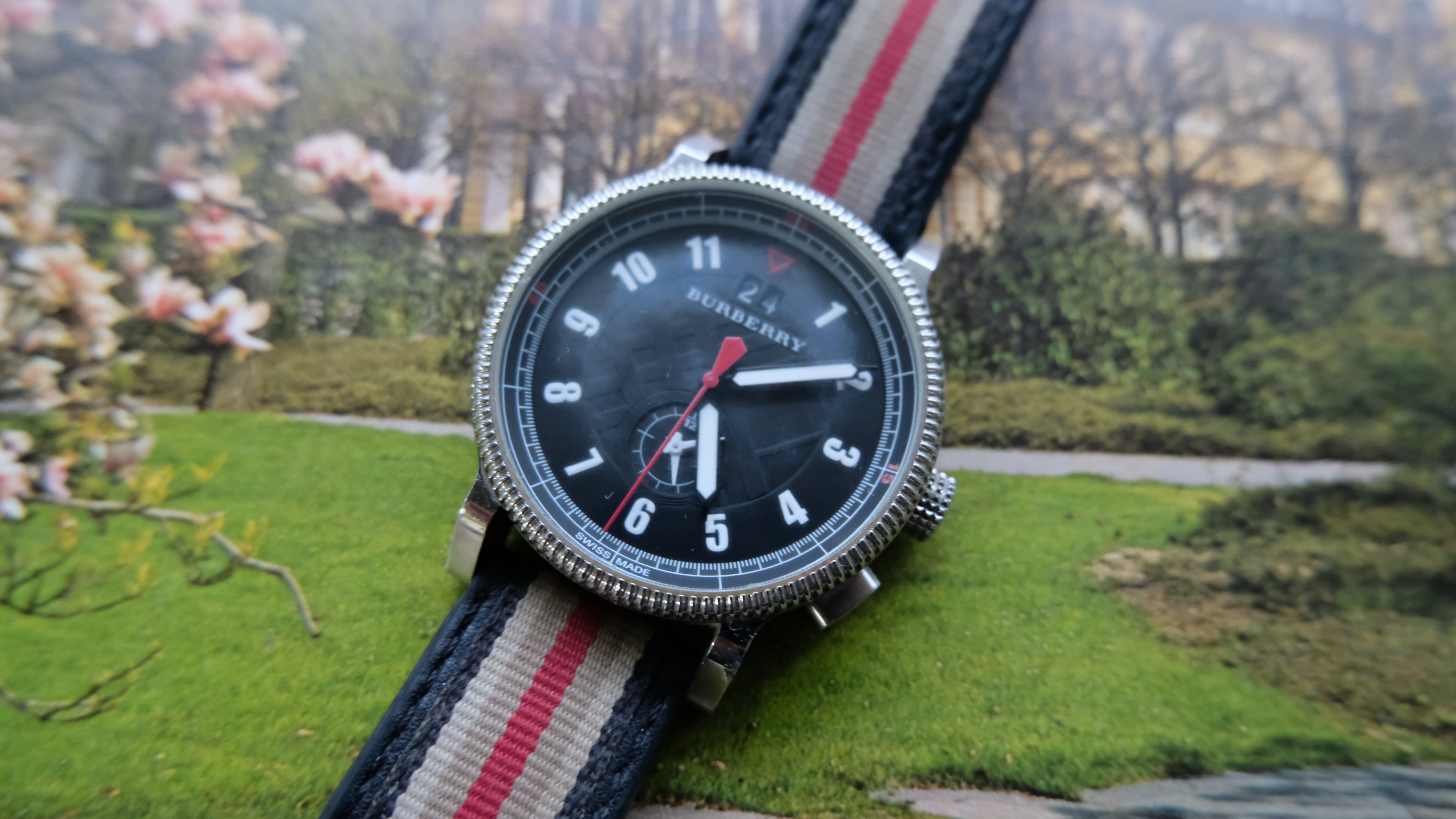 Burberry watch 2025 mens green
